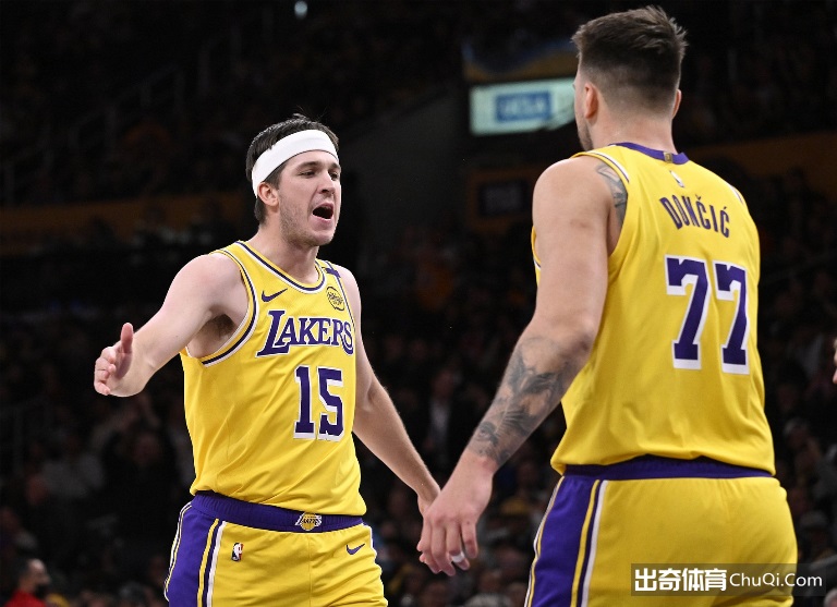 东契奇独木难支！湖人全场109分仅有里弗斯能分